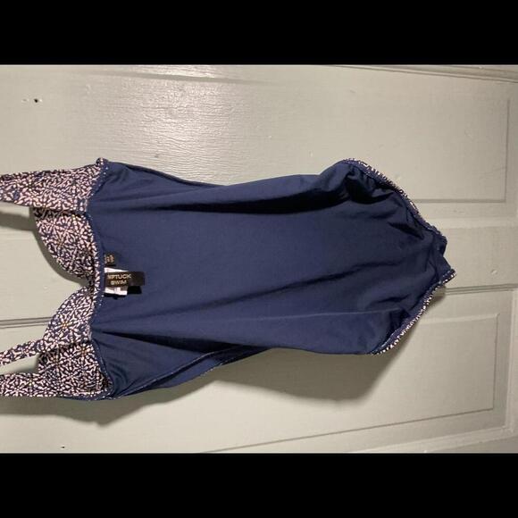 Nip Tuck Swimsuit  Navy with Pink patternOne Piece Size 4 - Picture 13 of 13